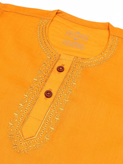 Round Neck Kurta Pajama VK08