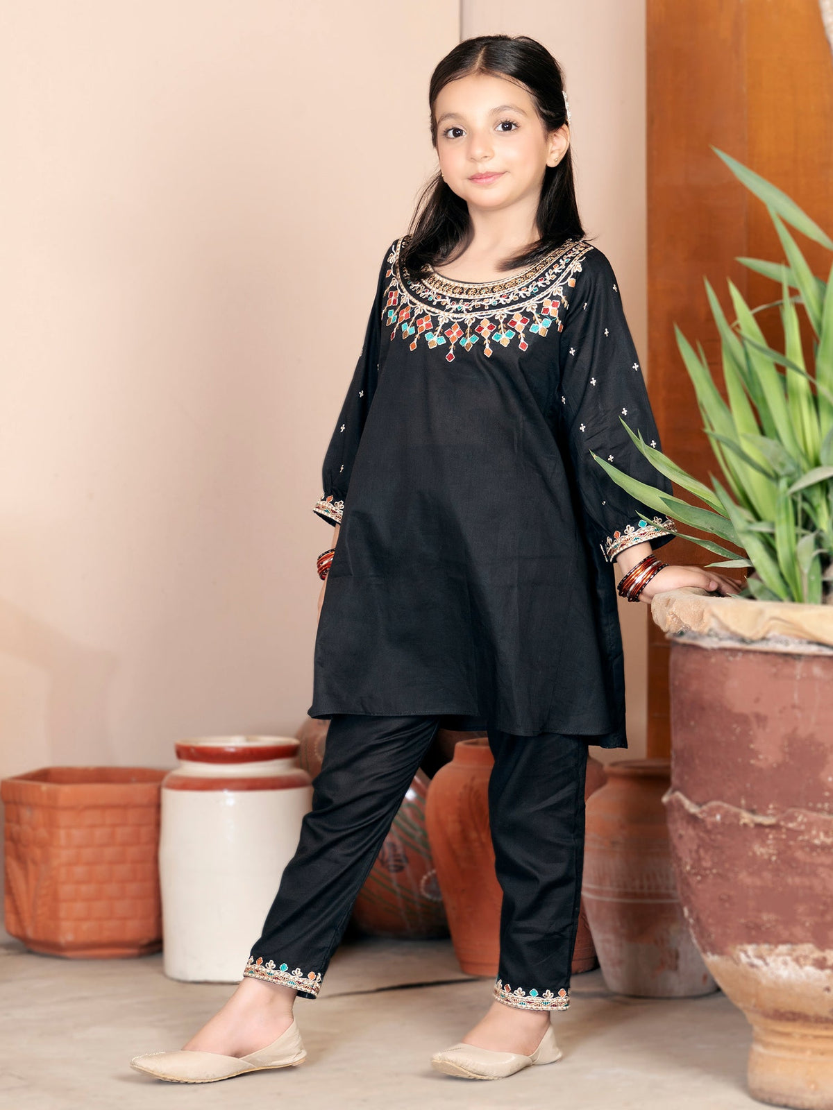 Girls Summer 2Pcs Embroidered Suit VG63-B