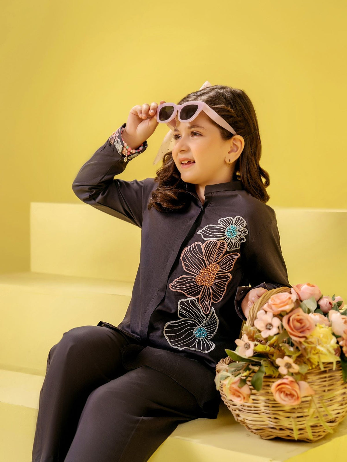 Girls Summer 2Pcs Embroidered Suit VG135-A