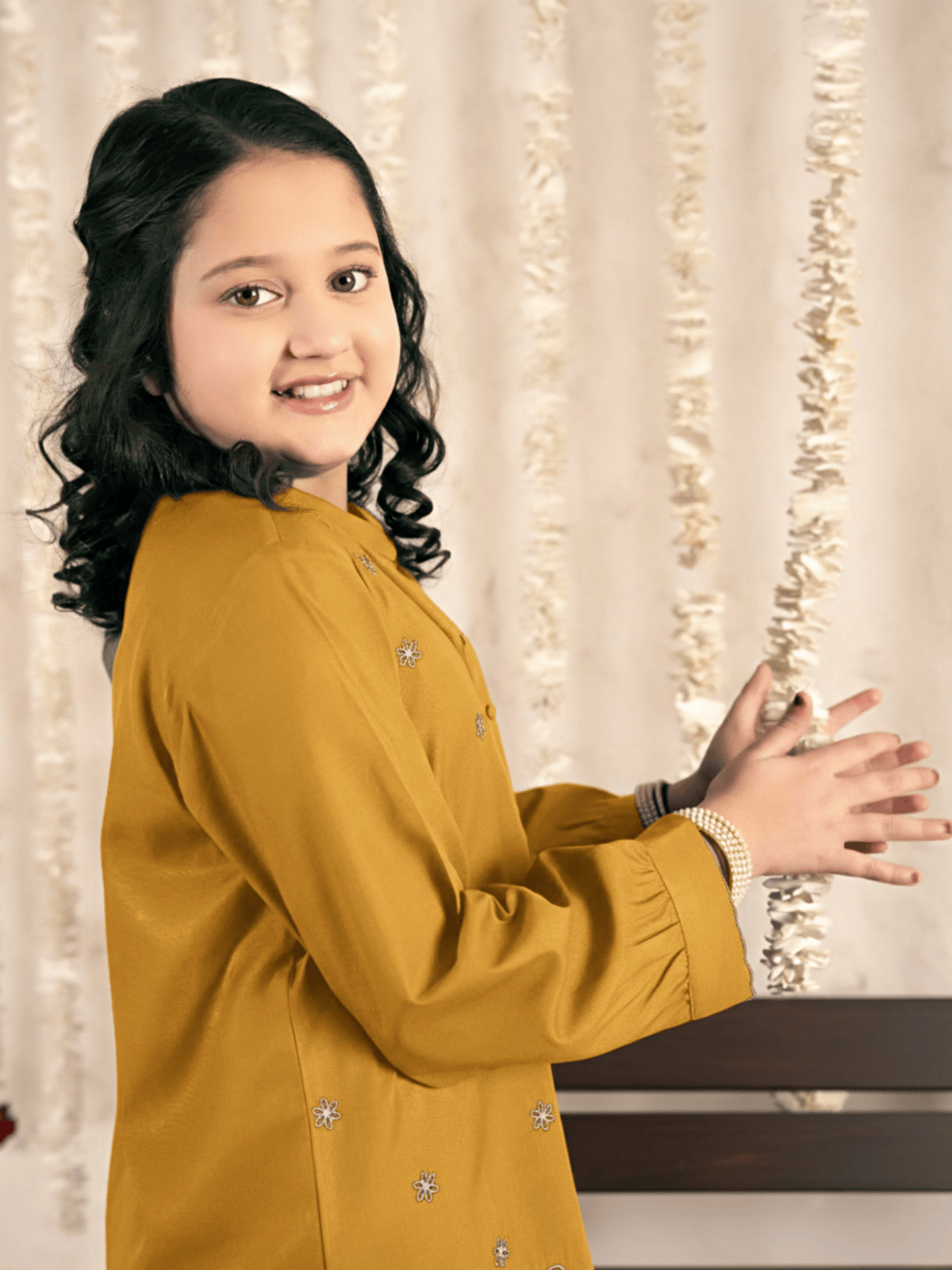 Girls Summer 2Pcs Embroidered Suit VG190-A