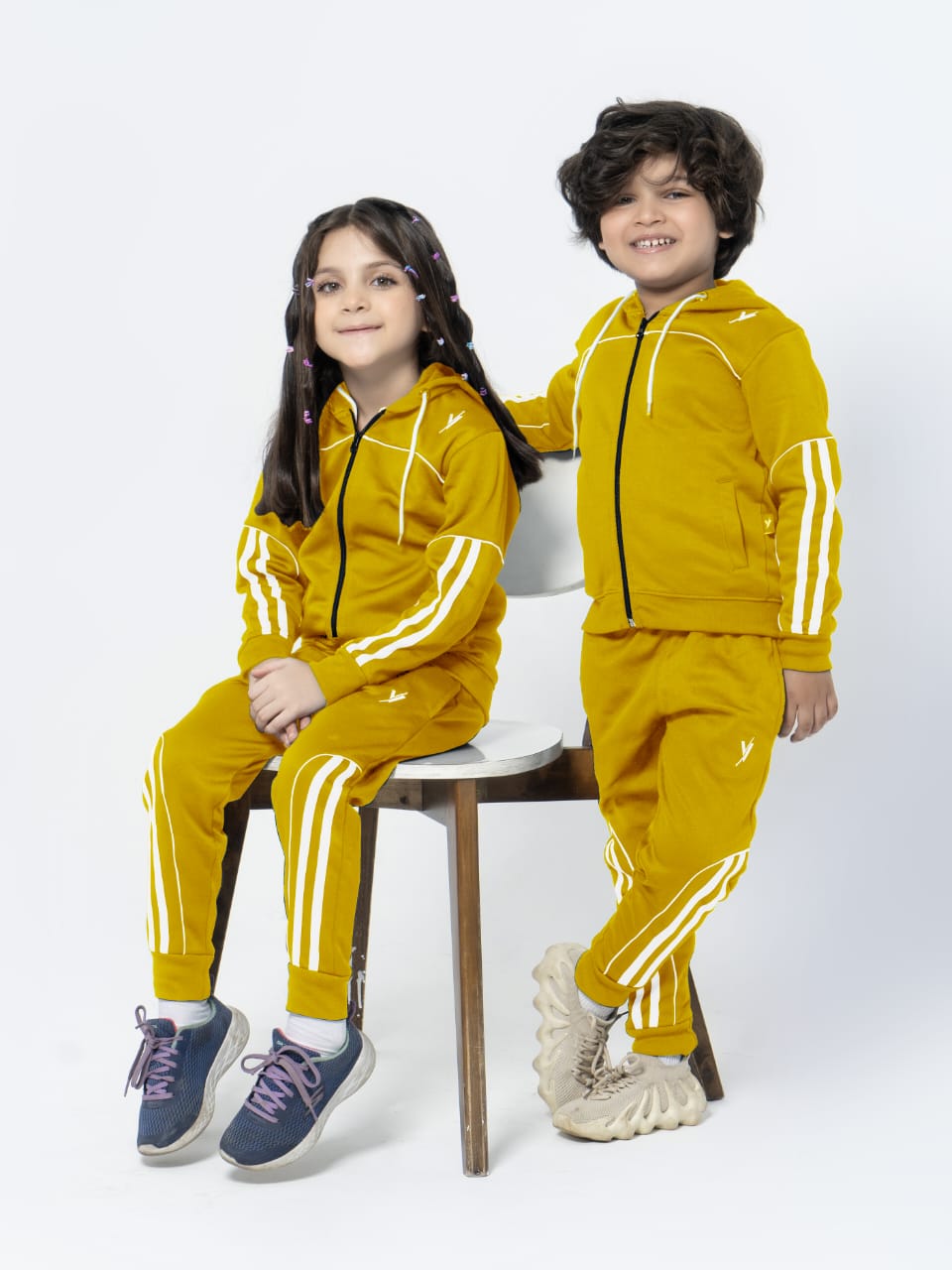 Hooded Tracksuit For Boys & Girls, Fleece #VWT05-C